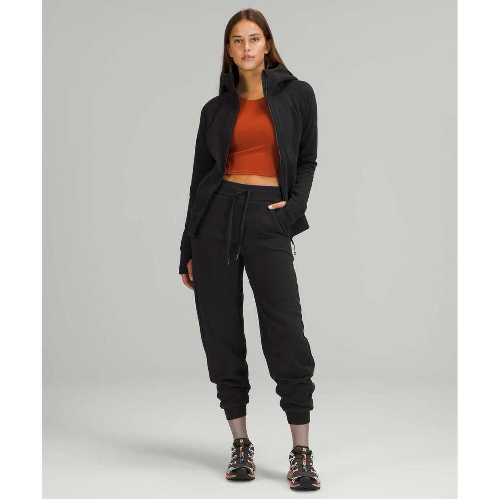 Lululemon Pants Women’s 4 black scubba joggers athletic athleisure preppy